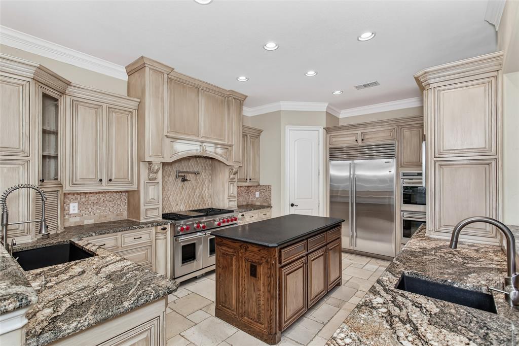 6628 Sondra Drive Property Photo 10