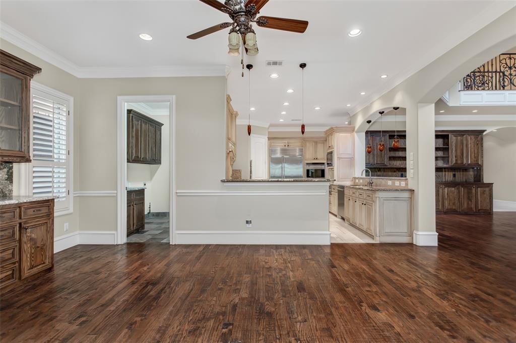 6628 Sondra Drive Property Photo 11