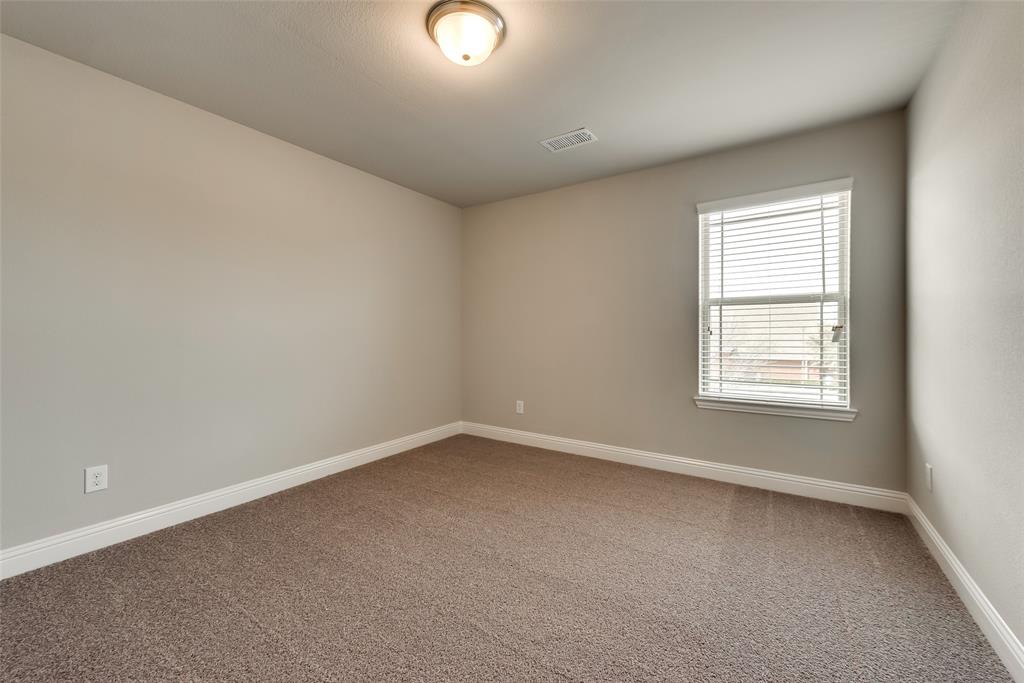 1229 Wiltshire Drive Property Photo 3