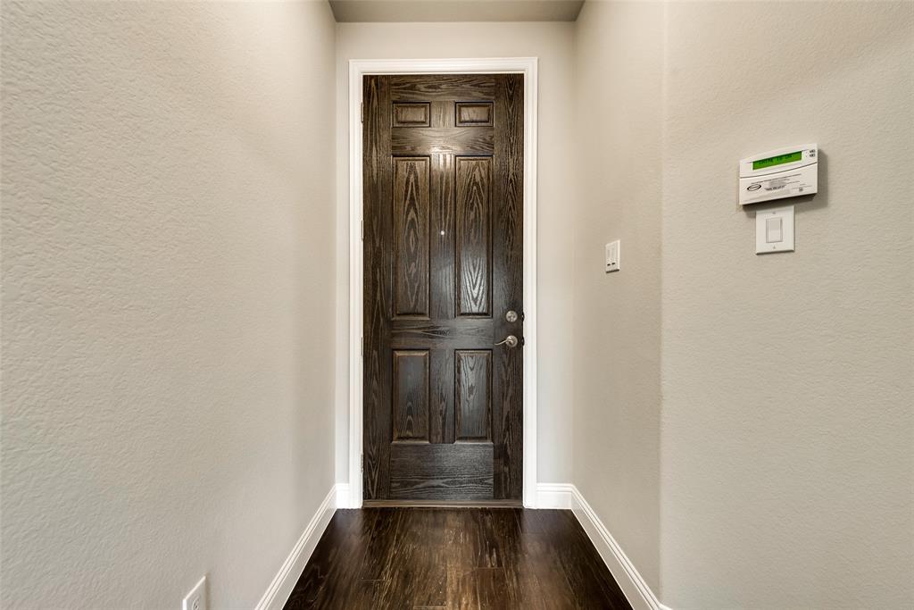 1229 Wiltshire Drive Property Photo 16