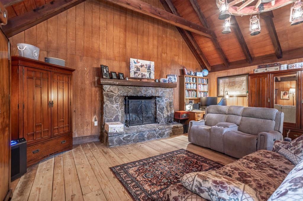 8963 Fm 677 Property Photo 6