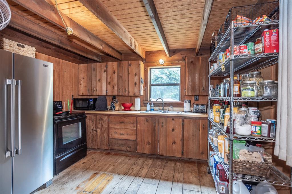 8963 Fm 677 Property Photo 13