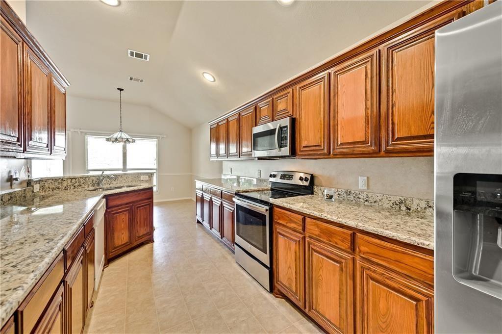 8633 Corral Circle Property Photo 5