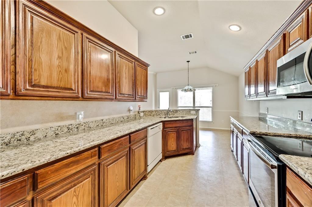 8633 Corral Circle Property Photo 6