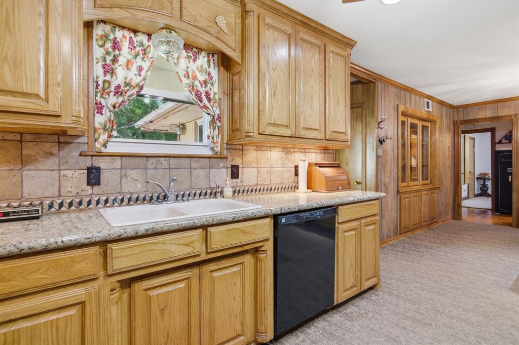 3411 Lakeview Drive Property Photo 13
