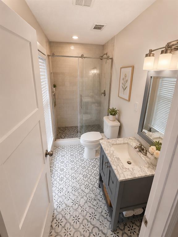 2716 W Biddison Street Property Photo 10