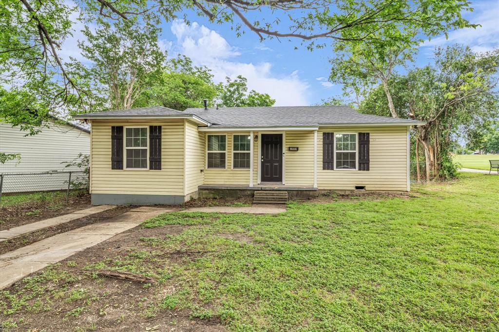 3904 James Avenue Property Photo 1