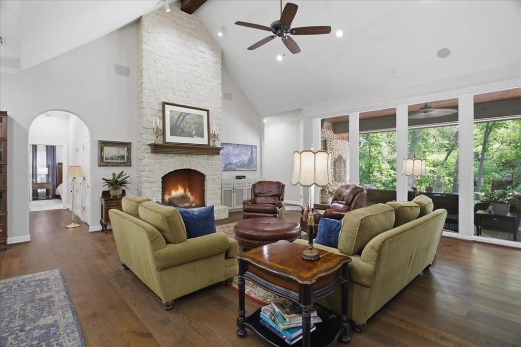 3602 Four Trees Drive Property Photo 6