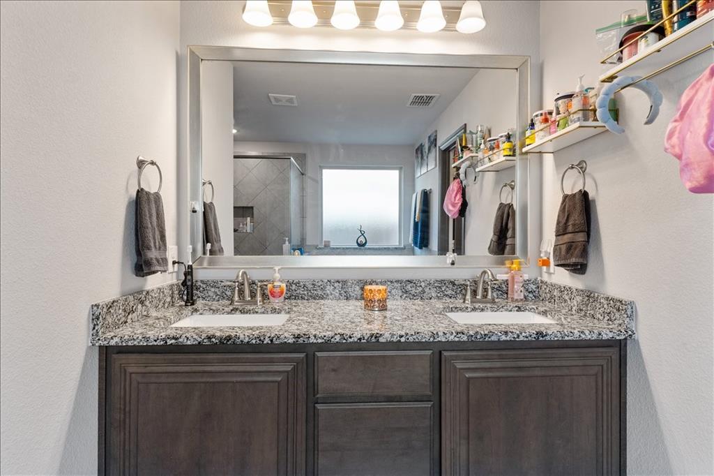 4209 Misty Ridge Street Property Photo 22