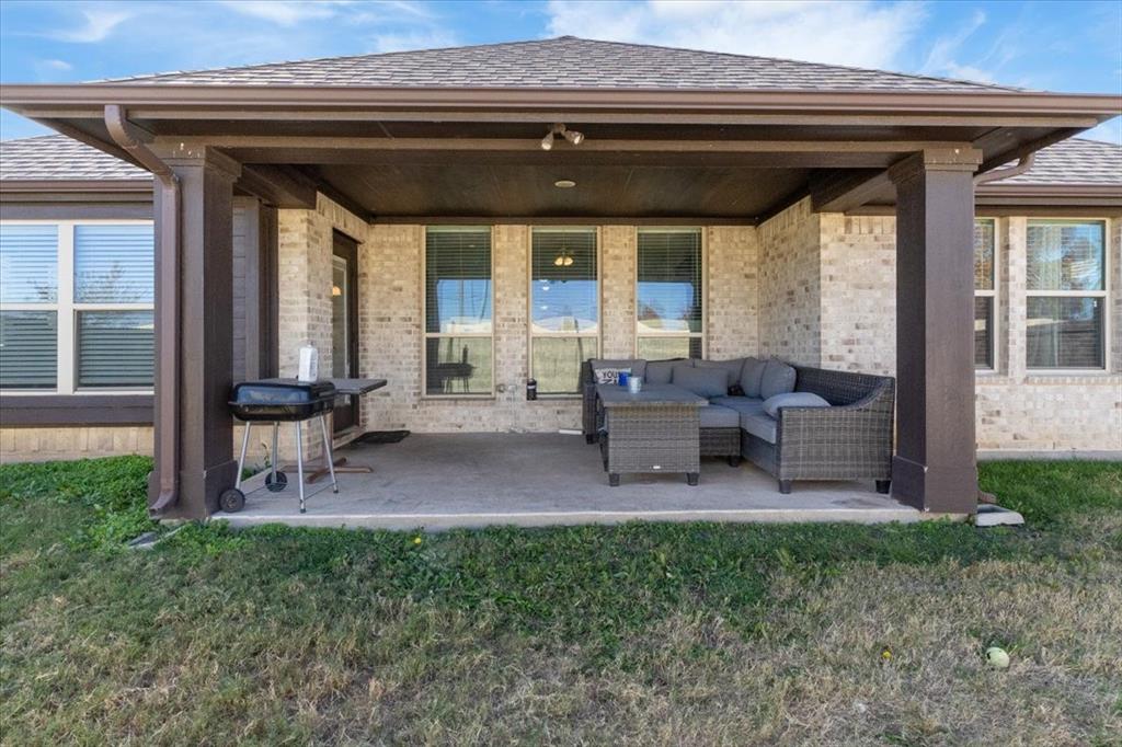 4209 Misty Ridge Street Property Photo 35