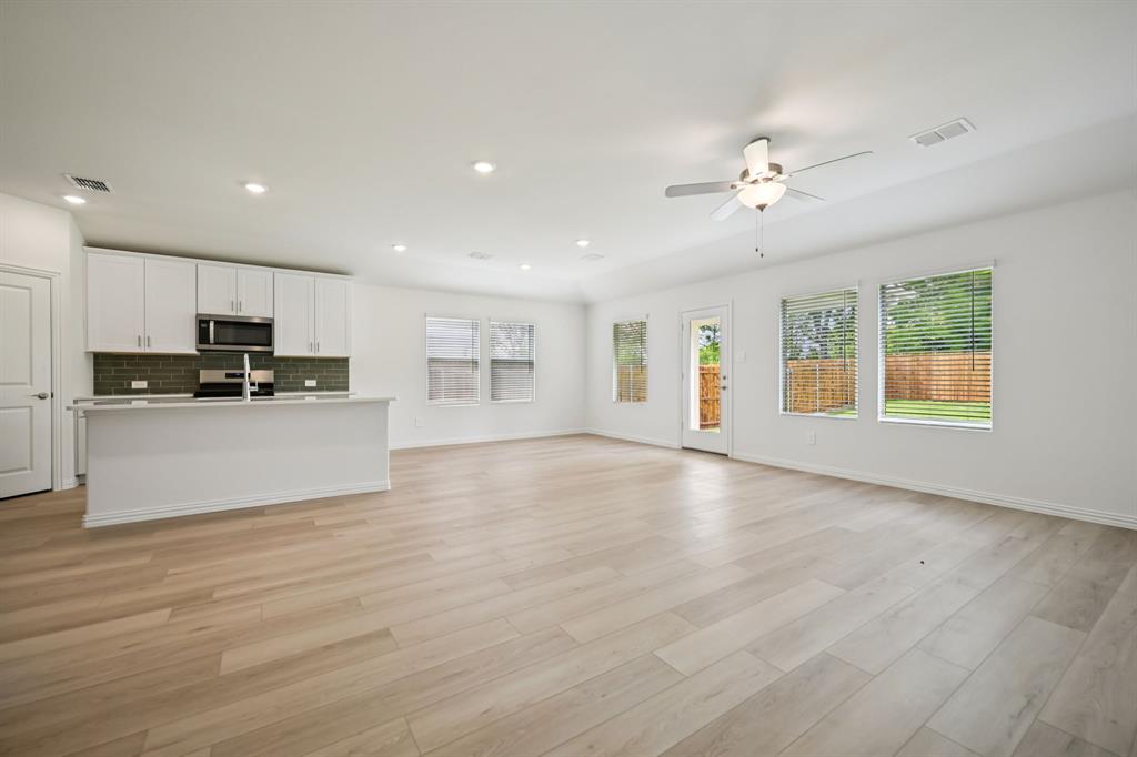 4028 Palestine Drive Property Photo 4