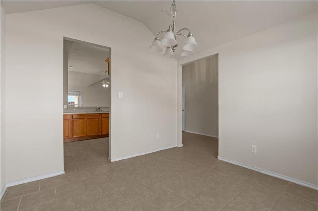 1117 Shaker Run Property Photo 6