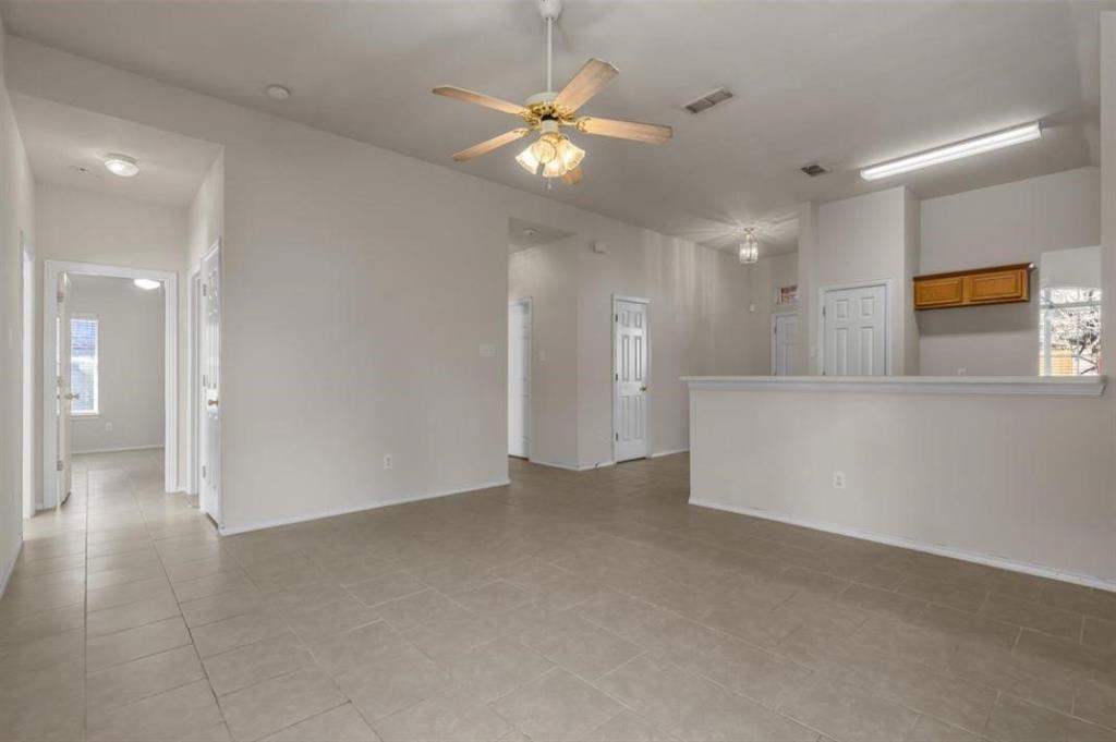 1117 Shaker Run Property Photo 9