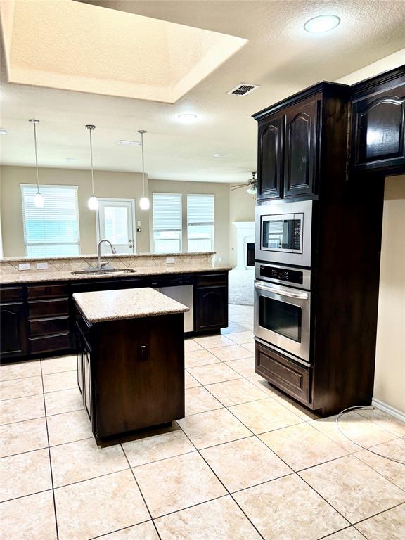 1104 Crest Ridge Drive Property Photo 6