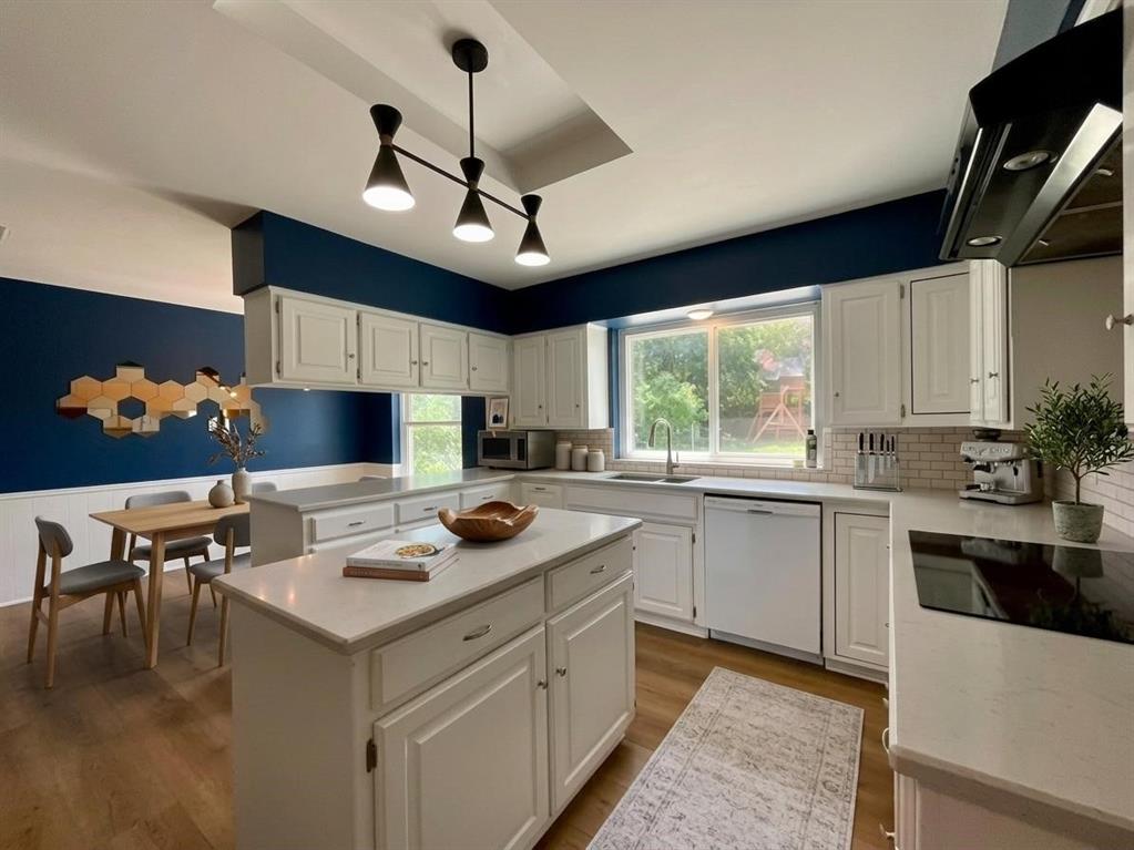 3705 Cobblestone Court Property Photo 4