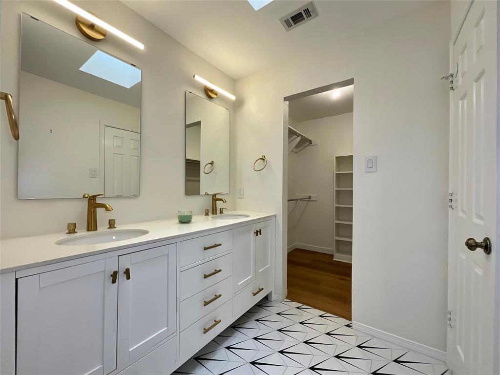 3705 Cobblestone Court Property Photo 14