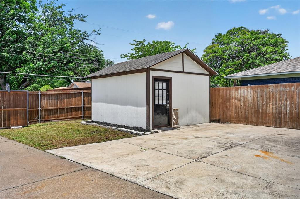 3625 Parader Court Property Photo 34