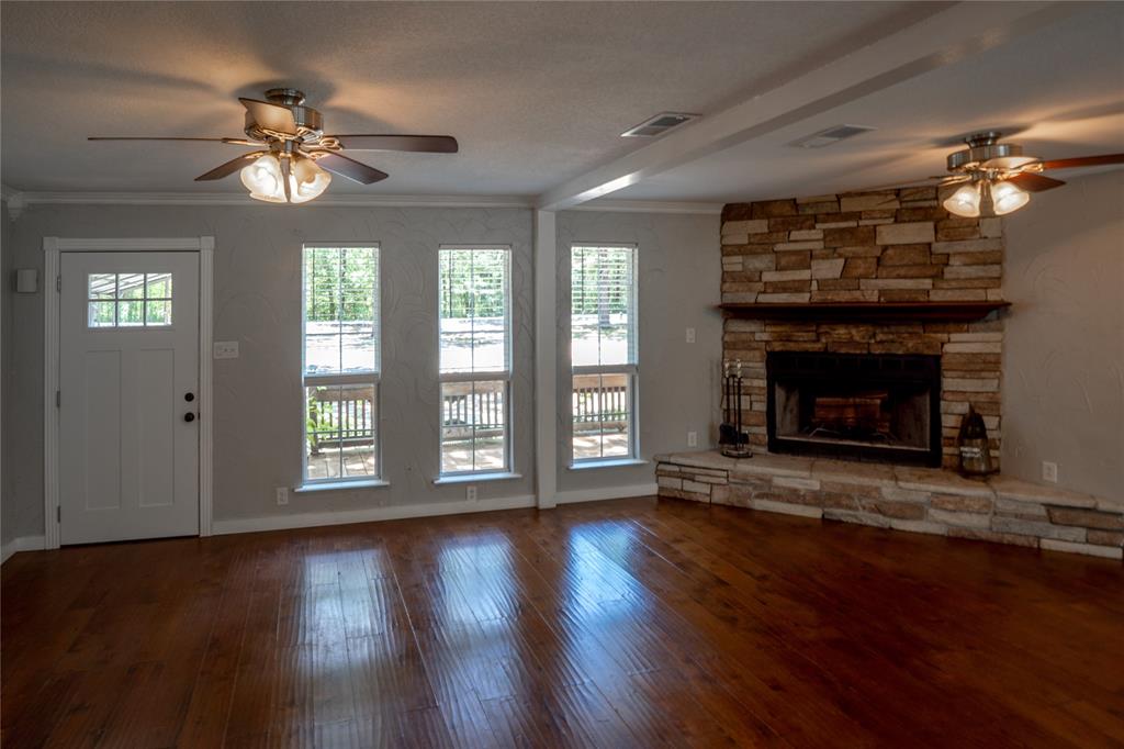 124 Armada Loop Property Photo 7