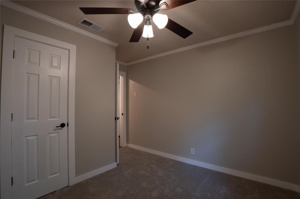 124 Armada Loop Property Photo 12
