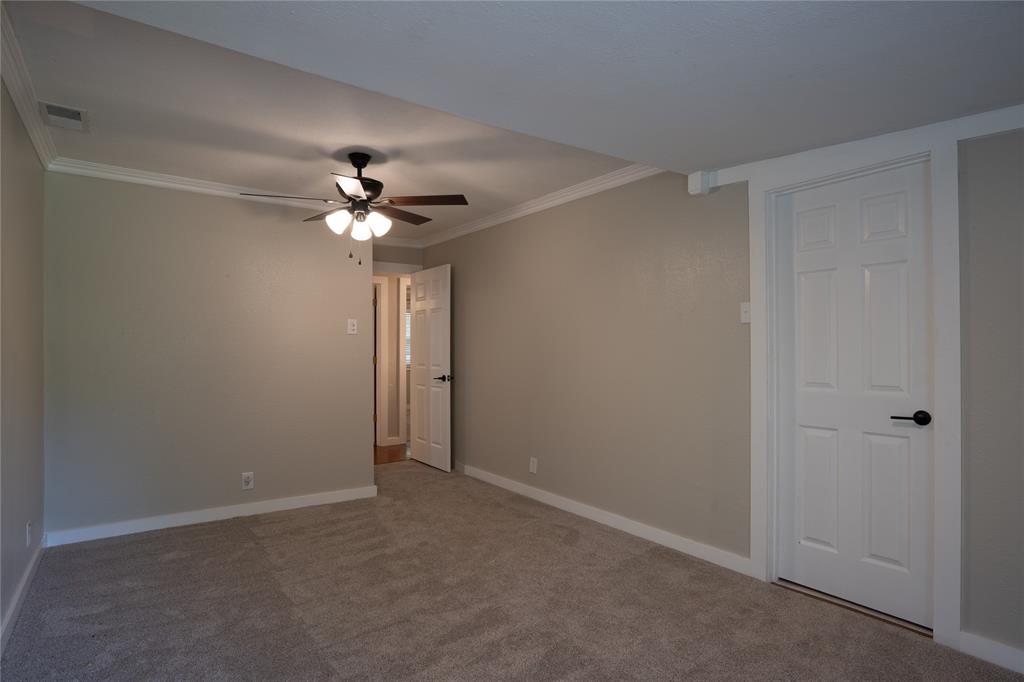 124 Armada Loop Property Photo 18