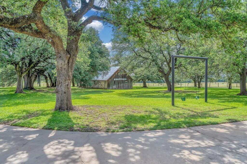 8356 Fm 219 Property Photo 33