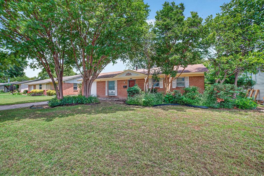 204 Island Drive Property Photo 3