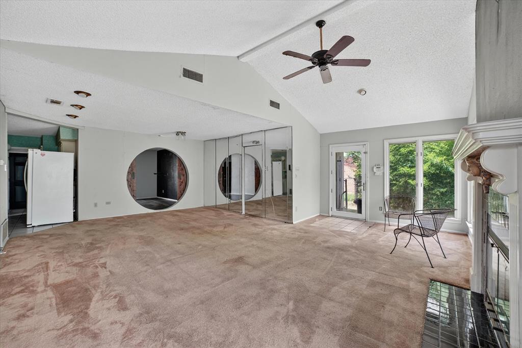 204 Island Drive Property Photo 5