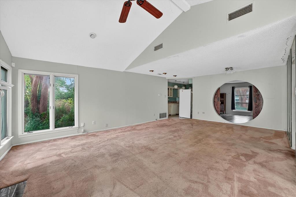 204 Island Drive Property Photo 6