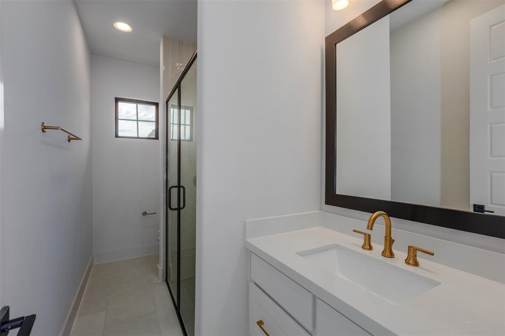 10456 Gray Hills Drive Property Photo 11