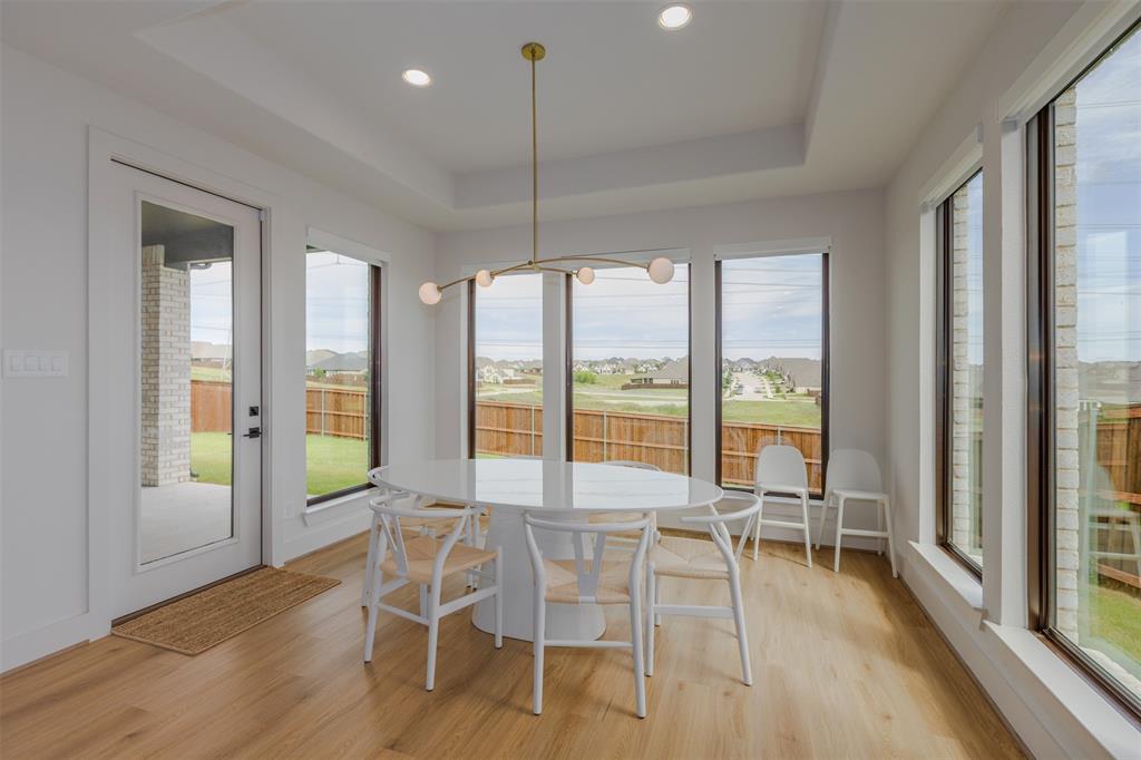 10456 Gray Hills Drive Property Photo 15