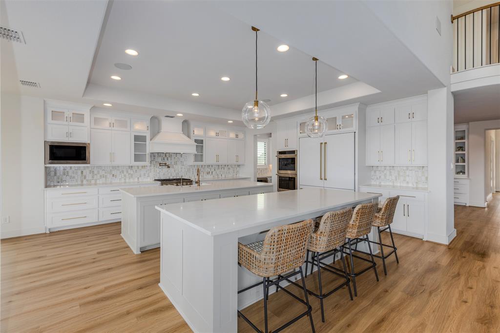 10456 Gray Hills Drive Property Photo 16