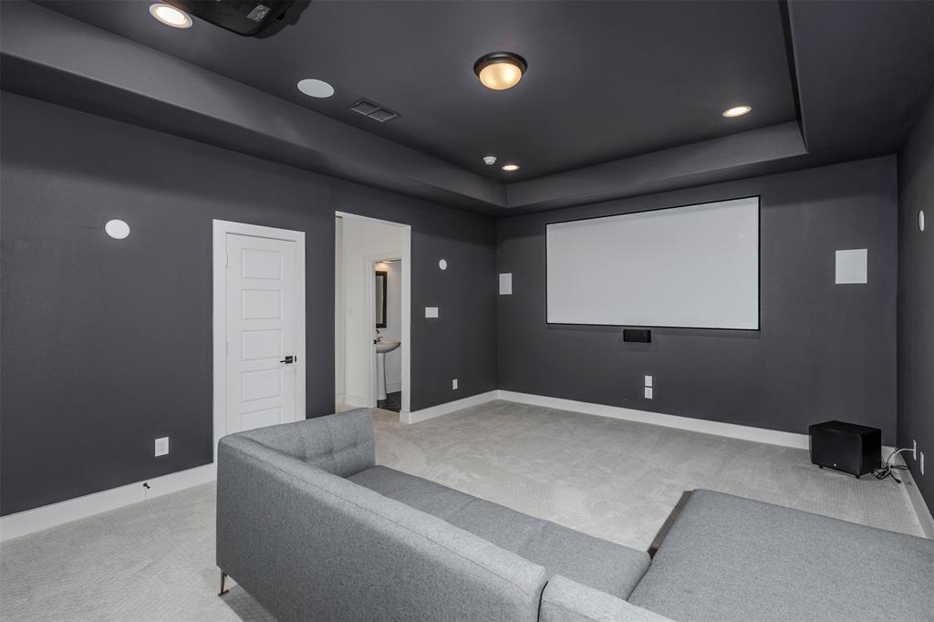10456 Gray Hills Drive Property Photo 30