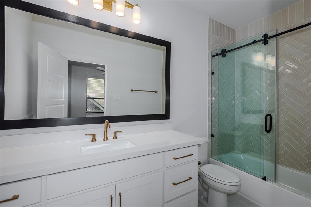10456 Gray Hills Drive Property Photo 32
