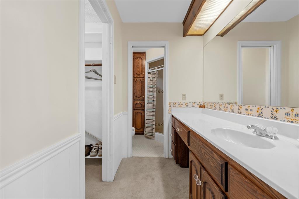 803 S Stallworth Property Photo 17