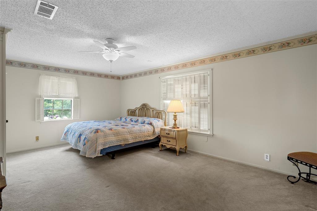803 S Stallworth Property Photo 21