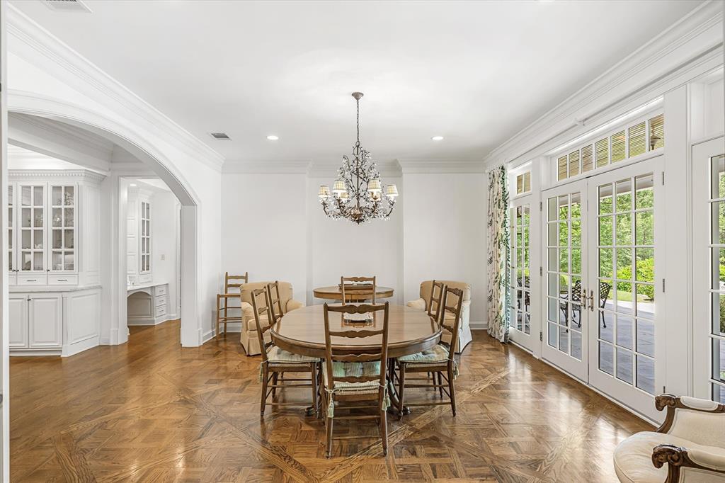 1920 Stonegate Boulevard Property Photo 17