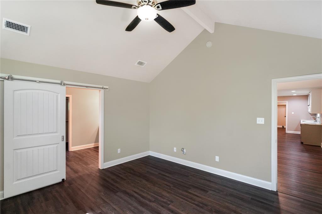245 Larchwood Path Property Photo 16