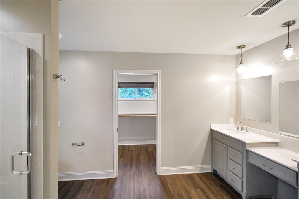 245 Larchwood Path Property Photo 17