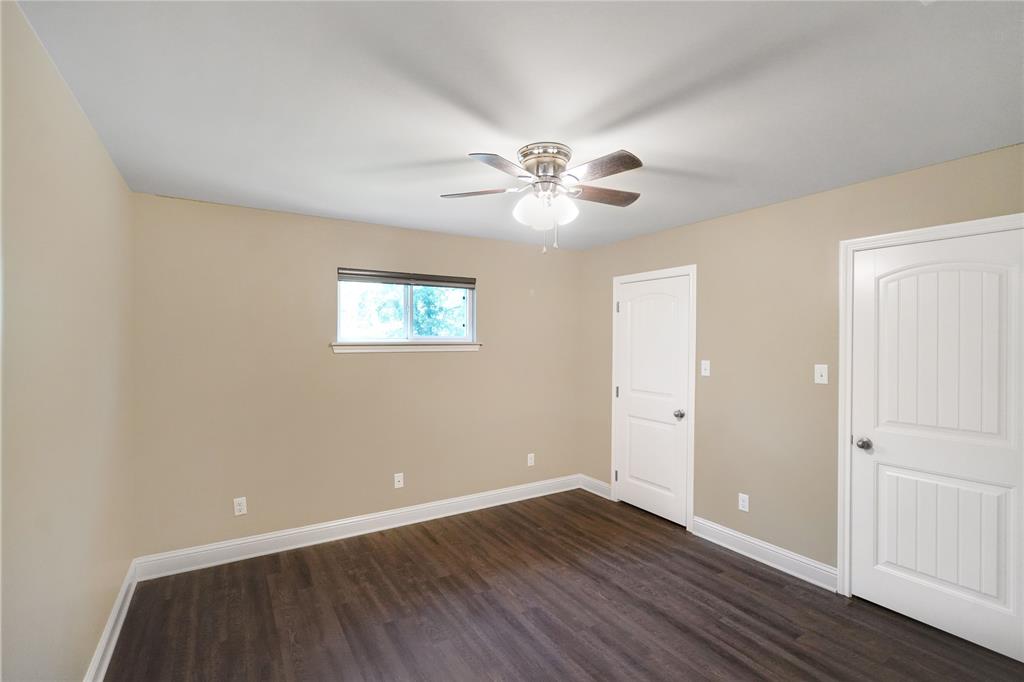 245 Larchwood Path Property Photo 22