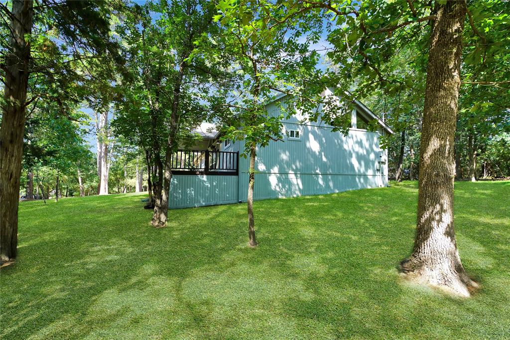 245 Larchwood Path Property Photo 29