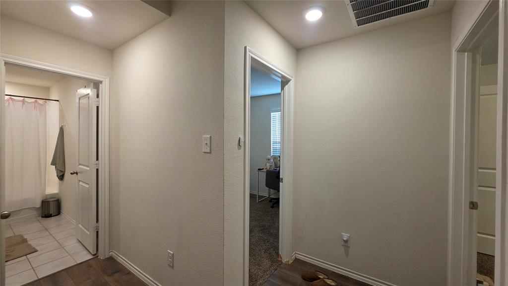409 Samuel Street Property Photo 5