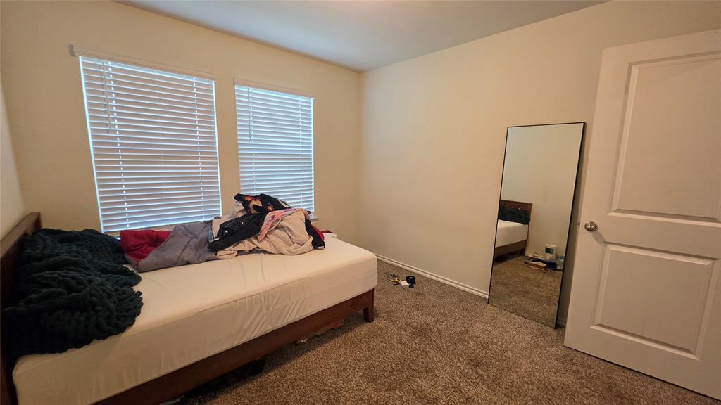 409 Samuel Street Property Photo 6