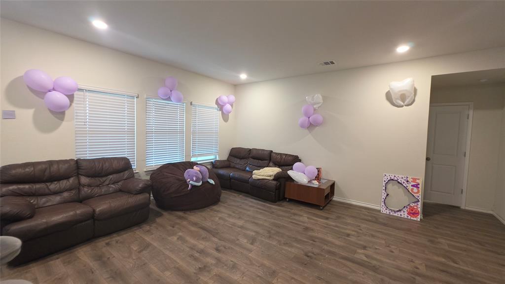 409 Samuel Street Property Photo 19