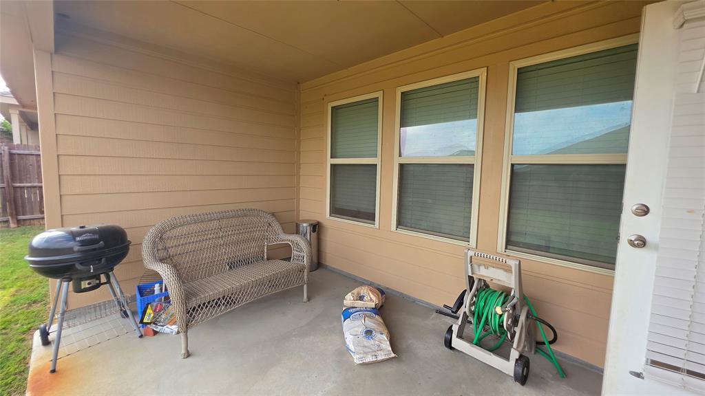 409 Samuel Street Property Photo 35