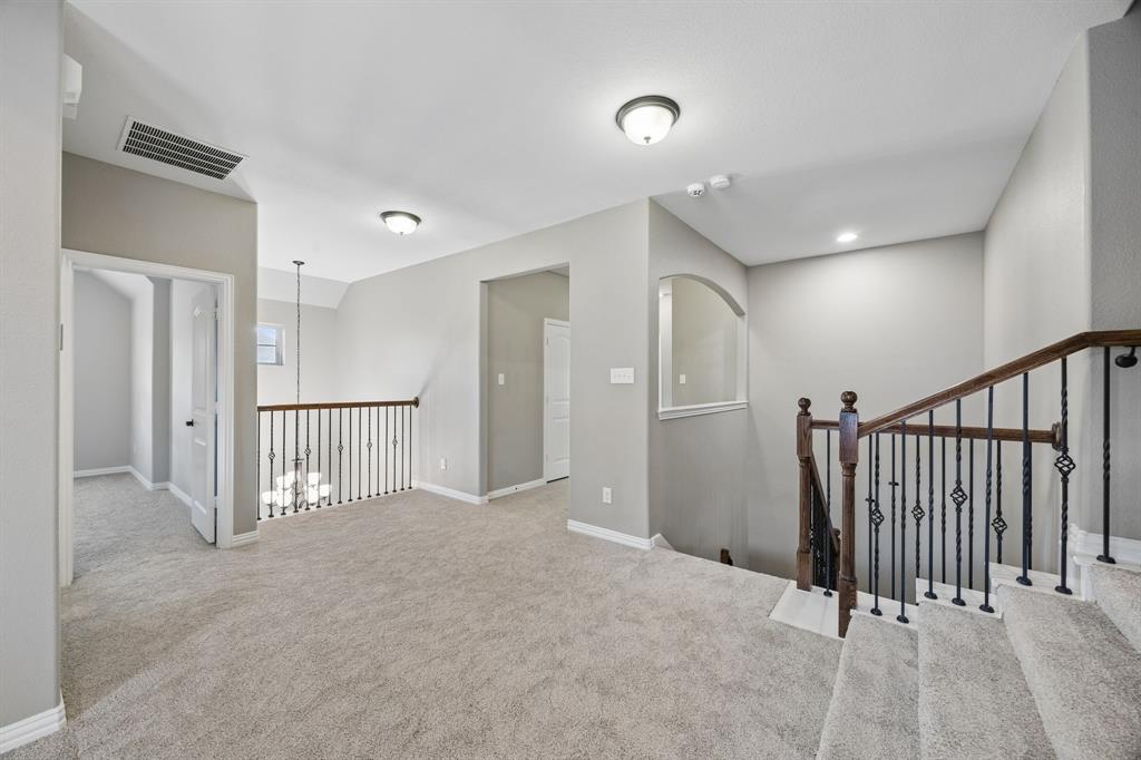 908 Mist Flower Drive Property Photo 28