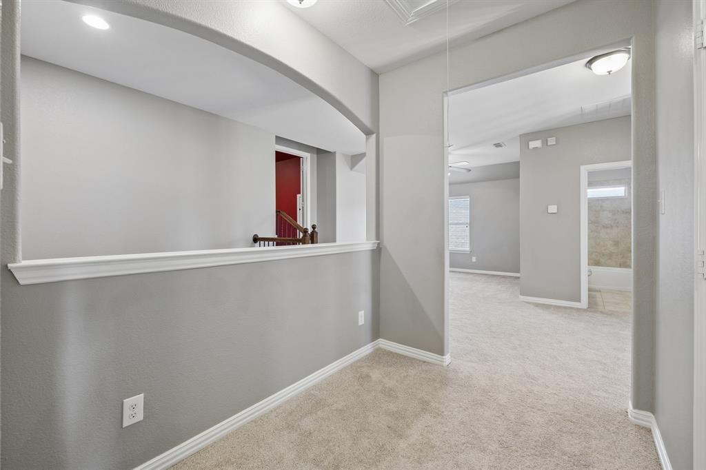 908 Mist Flower Drive Property Photo 31