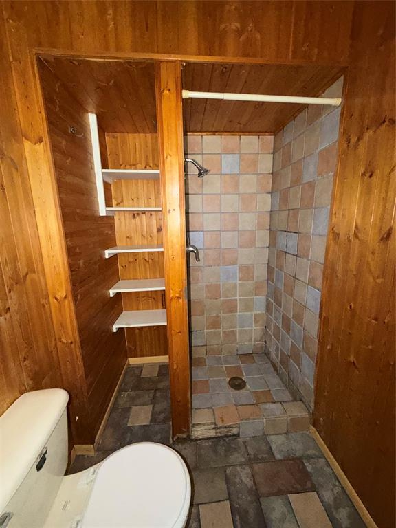 1908 Somerville Drive Property Photo 12