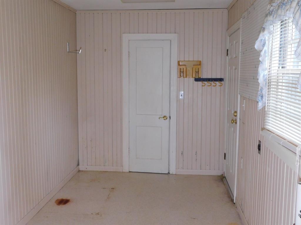 24044 Highway 157 Highway Property Photo 39
