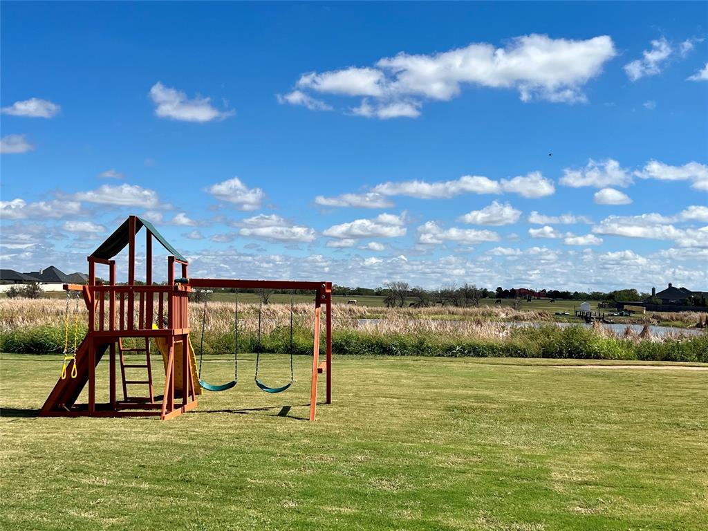 1651 Griffith Road Property Photo 17