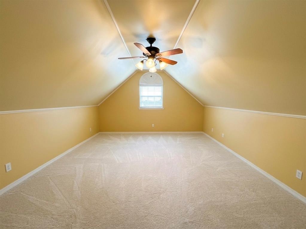 542 Demery Boulevard Property Photo 17